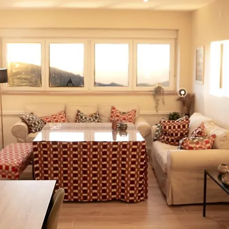 Lejlighed Luxury And Newly Refurbished 3 Bedroom Next To The Slopes Including Indoor Parking Sierra Nevada